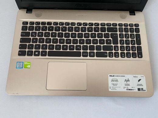 Ноутбук Asus R541U / 15.6" (1920x1080) IPS / Intel Core i5-7200U (2 (4) ядра по 2.5 - 3.1 GHz) / 12 GB DDR4 / 256 GB SSD / nVidia GeForce 920M, 2 GB DDR3, 64-bit / WebCam / DVD-ROM