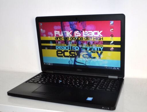 Ноутбук Dell Latitude E5550 / 15.6" (1366x768) TN / Intel Core i7-5600U (2 (4) ядра по 2.6 - 3.2 GHz) / 8 GB DDR3 / 240 GB SSD / Intel HD Graphics 5500 / WebCam / АКБ NEW