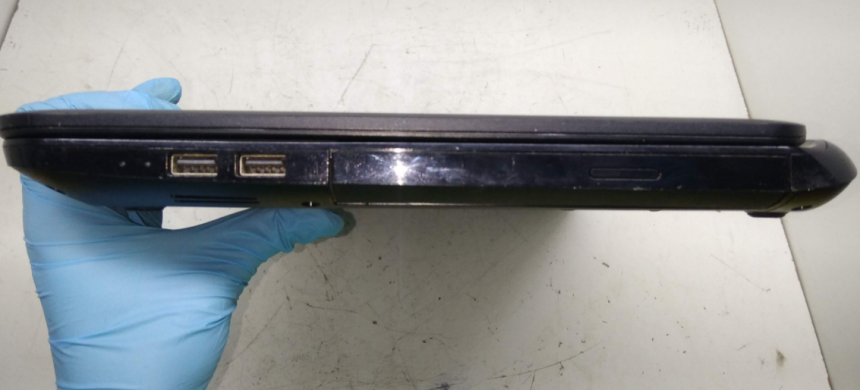 Ноутбук Б клас HP 250 G2 / 15.6" (1366x768) TN / Intel Core i3-3110M (2 (4) ядра по 2.4 GHz) / 4 GB DDR3 / 500 GB HDD / DVD-RW