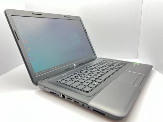 Ноутбук HP 655 / 15.6" (1366x768) TN / AMD E2-1800 (2 ядра по 1.7 GHz) / 4 GB DDR3 / 120 GB SSD / AMD Radeon HD 7340 / WebCam