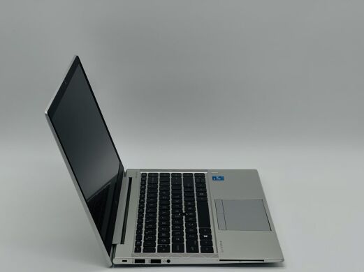 Ультрабук Б-клас HP EliteBook 840 G8 / 14" (1920x1080) IPS / Intel Core i5-1145G7 (4 (8) ядра по 2.6 - 4.4 GHz) / 16 GB DDR4 / 250 GB SSD / Intel Iris Xe Graphics / WebCam