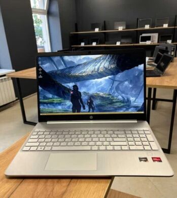 Ультрабук HP 15s-eq2237ng / 15.6" (1920x1080) TN / AMD Ryzen 3 5300U (4 (8) ядра по 2.6 - 3.8 GHz) / 8 GB DDR4 / 512 GB SSD / AMD Radeon Vega 6 / WebCam / Win 10