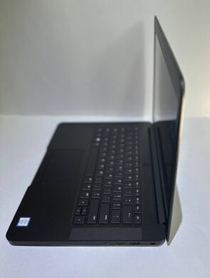 Ігровий ноутбук Razer Blade 14 RZ09-0195 / 14" (1920x1080) IPS / Intel Core i7-7700HQ (4 (8) ядра по 2.8 - 3.8 GHz) / 16 GB DDR4 / 512 GB SSD NVMe / nVidia GeForce GTX 1060, 6 GB GDDR5, 192-bit / WebCam / Win 11