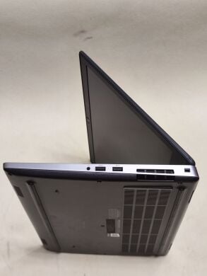 Мобільна робоча станція Dell Precision 3561 / 15.6" (1920x1080) IPS / Intel Core i7-11800H (8 (16) ядра по 4.6 GHz) / 16 GB DDR4 / 512 GB SSD / nVidia Quadro T1200, 4 GB GDDR6, 128-bit / WebCam Мобільна робоча станція Dell Precision 3561 / 15.6" (1920x1080) IPS / Intel Core i7-11800H (8 (16) ядра по 4.6 GHz) / 16 GB DDR4 / 512 GB SSD / nVidia Quadro T1200, 4 GB GDDR6, 128-bit / WebCam