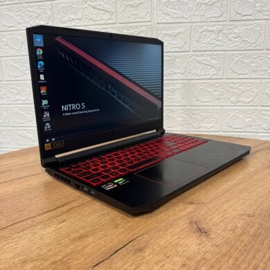 Ігровий ноутбук Б-клас Acer Nitro 5 AN515-44 / 15.6" (1920x1080) IPS / AMD Ryzen 5 4600H (6 (12) ядер по 3.0 - 4.0 GHz) / 16 GB DDR4 / 256 GB SSD / nVidia GeForce GTX 1650, 4 GB GDDR5, 128-bit / WebCam