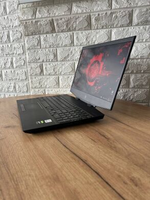 Ігровий ноутбук HP Omen 15-dh1070wm / 15.6" (1920x1080) IPS / Intel Core i7-10750H (6 (12) ядер по 2.6 - 5.0 GHz) / 8 GB DDR4 / 256 GB SSD + 1000 GB HDD / nVidia GeForce GTX 1660 Ti, 6 GB GDDR6, 192-bit / WebCam