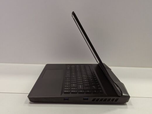 Игровой ноутбук Б-класс MSI Vector GP66 12UHSO / 15.6" (2560x1440) IPS / Intel Core i9-12900H (14 (20) ядер по 3.8 - 5.0 GHz) / 64 GB DDR5 / 1000 GB SSD M.2 / nVidia GeForce RTX 3080 Ti, 16 GB GDDR6, 256-bit / WebCam