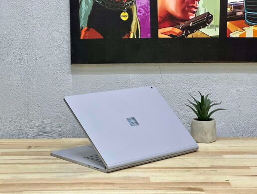 Ігровий ультрабук-трансформер Microsoft Surface Book 2 / 15.0" (3240x2160) IPS Touch / Intel Core i7-8650U (4 (8) ядра по 1.9 - 4.2 GHz) / 16 GB DDR4 / 256 GB SSD / nVidia GeForce GTX 1060, 6 GB GDDR5, 192-bit / WebCam / Win 11 Pro