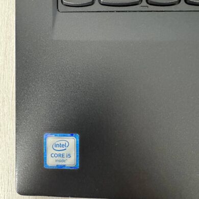 Ультрабук Lenovo ThinkPad T460s / 14" (1920x1080) IPS / Intel Core i5-6200U (2 (4) ядра по 2.3 - 2.8 GHz) / 8 GB DDR4 / 256 GB SSD NVMe / Intel HD Graphics 520 / WebCam Ультрабук Lenovo ThinkPad T460s / 14" (1920x1080) IPS / Intel Core i5-6200U (2 (4) ядра по 2.3 - 2.8 GHz) / 8 GB DDR4 / 256 GB SSD NVMe / Intel HD Graphics 520 / WebCam