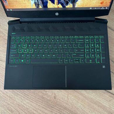 Ігровий ноутбук HP Pavilion Gaming 16-a0032dx / 16.1" (1920x1080) IPS / Intel Core i5-10300H (4 (8) ядер по 2.5 - 4.5 GHz) / 16 GB DDR4 / 128 GB SSD + 1000 GB HDD / nVidia GeForce GTX 1660 Ti Max-Q, 6 GB GDDR6, 192-bit / WebCam