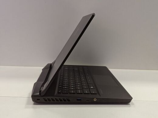 Игровой ноутбук Б-класс MSI Vector GP66 12UHSO / 15.6" (2560x1440) IPS / Intel Core i9-12900H (14 (20) ядер по 3.8 - 5.0 GHz) / 64 GB DDR5 / 1000 GB SSD M.2 / nVidia GeForce RTX 3080 Ti, 16 GB GDDR6, 256-bit / WebCam