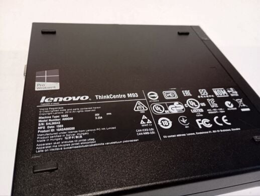 Неттоп Б-класс Lenovo ThinkCentre M93p Tiny USFF / Intel Core i5-4570S (4 ядра по 2.9 - 3.6 GHz) / 16 GB DDR3 / 240 GB SSD / Intel HD Graphics 4600 / Блок питания в комплекте
