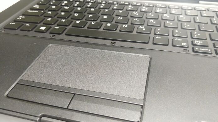 Защищенный ноутбук Dell Latitude 5424 Rugged / 14" (1920x1080) IPS / Intel Core i5-8350U (4 (8) ядра по 1.7 - 3.6 GHz) / 16 GB DDR4 / 256 GB SSD M.2 / Intel UHD Graphics 620 / WebCam