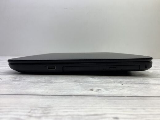 Ноутбук Dell Inspiron 3537 / 15.6" (1366x768) TN / Intel Core i7-4500U (2 (4) ядра по 1.8 - 3.0 GHz) / 8 GB DDR3 / 120 GB SSD / Intel HD Graphics 4400 / WebCam / DVD-ROM Ноутбук Dell Inspiron 3537 / 15.6" (1366x768) TN / Intel Core i7-4500U (2 (4) ядра по 1.8 - 3.0 GHz) / 8 GB DDR3 / 120 GB SSD / Intel HD Graphics 4400 / WebCam / DVD-ROM