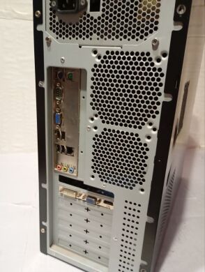 ПК Delux Tower / Intel Core 2 Quad Q8200 (4 ядра по 2.33 GHz) / 4 GB DDR3 / 500 GB HDD / nVidia GeForce GT 240, 512 MB GDDR3, 128-bit / DVD-ROM / 400W