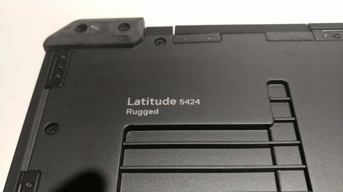 Защищенный ноутбук Dell Latitude 5424 Rugged / 14" (1920x1080) IPS / Intel Core i5-8350U (4 (8) ядра по 1.7 - 3.6 GHz) / 16 GB DDR4 / 256 GB SSD M.2 / Intel UHD Graphics 620 / WebCam