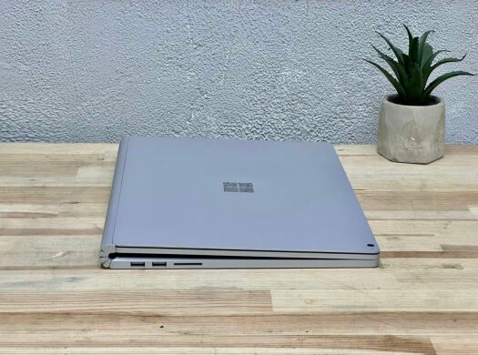 Ігровий ультрабук-трансформер Microsoft Surface Book 2 / 15.0" (3240x2160) IPS Touch / Intel Core i7-8650U (4 (8) ядра по 1.9 - 4.2 GHz) / 16 GB DDR4 / 256 GB SSD / nVidia GeForce GTX 1060, 6 GB GDDR5, 192-bit / WebCam / Win 11 Pro