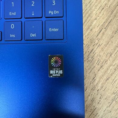 Ультрабук-трансформер Б-класс Samsung Galaxy Book Flex NP950QCG Blue / 15.6" (1920x1080) IPS / Intel Core i7-1065G7 (4 (8) ядра по 1.3 - 3.9 GHz) / 12 GB DDR4 / 512 GB SSD / Intel Iris Plus Graphics / WebCam