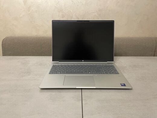Ультрабук HP ProBook 460 G11 / 16" (1920x1200) IPS / Intel Core Ultra 5 125U (12 (14) ядер по 1.3 - 4.3 GHz) / 16 GB DDR5 / 1000 GB SSD M.2 / Intel Graphics / WebCam / Fingerprint
