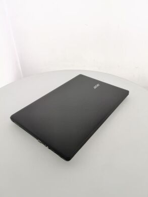 Ігровий ноутбук Acer Aspire E5-571G-70NY / 15.6" (1920x1080) IPS / Intel Core i7-5500U (2 (4) ядра по 2.4 - 3.0 GHz) / 8 GB DDR3 / 240 GB SSD / nVidia GeForce 840M, 2 GB DDR3, 64-bit / WebCam / DVD-RW