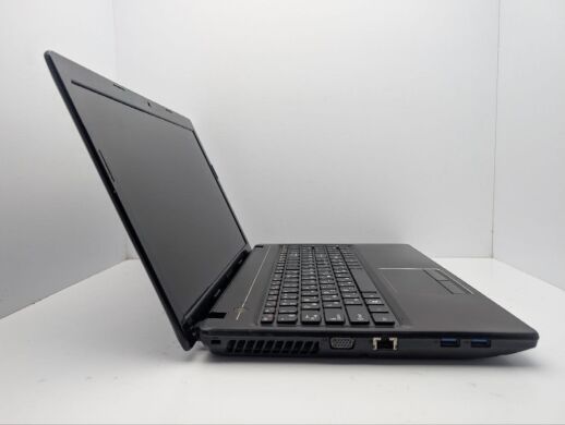 Ноутбук Lenovo G580 / 15.6" (1366x768) TN / Intel Core i3-3120M (2 (4) ядра по 2.5 GHz) / 8 GB DDR3 / 500 GB HDD / nVidia GeForce GT 635M, 2 GB GDDR3, 128-bit / WebCam / DVD-ROM