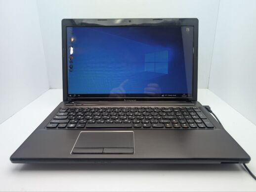 Ноутбук Lenovo G580 / 15.6" (1366x768) TN / Intel Core i3-3120M (2 (4) ядра по 2.5 GHz) / 8 GB DDR3 / 500 GB HDD / nVidia GeForce GT 635M, 2 GB GDDR3, 128-bit / WebCam / DVD-ROM