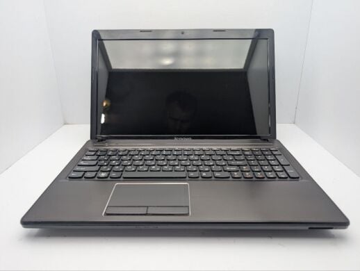 Ноутбук Lenovo G580 / 15.6" (1366x768) TN / Intel Core i3-3120M (2 (4) ядра по 2.5 GHz) / 8 GB DDR3 / 500 GB HDD / nVidia GeForce GT 635M, 2 GB GDDR3, 128-bit / WebCam / DVD-ROM