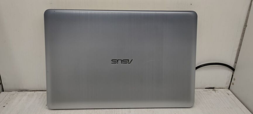 Ігровий ноутбук Asus F540U / 15.6" (1920x1080) TN / Intel Core i5-8250U (4 (8) ядра по 1.6 - 3.4 GHz) / 8 GB DDR4 / 1000 GB HDD / nVidia GeForce MX110, 2 GB GDDR5, 64-bit / WebCam