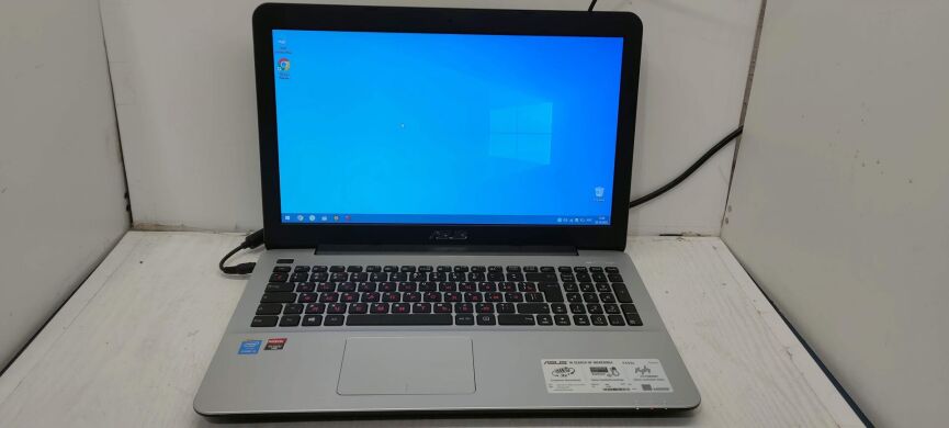 Игровой ноутбук Asus F555L / 15.6" (1366x768) TN / Intel Core i5-5200U (2 (4) ядра по 2.2 - 2.7 GHz) / 8 GB DDR3 / 500 GB HDD / AMD Radeon R5 M240, 2 GB GDDR3, 64-bit / WebCam / АКБ NEW