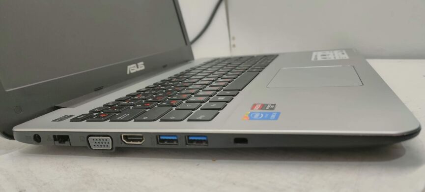 Игровой ноутбук Asus F555L / 15.6" (1366x768) TN / Intel Core i5-5200U (2 (4) ядра по 2.2 - 2.7 GHz) / 8 GB DDR3 / 500 GB HDD / AMD Radeon R5 M240, 2 GB GDDR3, 64-bit / WebCam / АКБ NEW