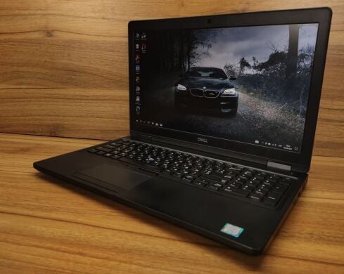 Игровой ноутбук Dell Latitude 5591 / 15.6" (1920x1080) TN / Intel Core i7-8850H (6 (12) ядра по 2.6 - 4.3 GHz) / 16 GB DDR4 / 480 GB SSD / nVidia GeForce MX130, 2 GB GDDR5, 64-bit / WebCam Игровой ноутбук Dell Latitude 5591 / 15.6" (1920x1080) TN / Intel Core i7-8850H (6 (12) ядра по 2.6 - 4.3 GHz) / 16 GB DDR4 / 480 GB SSD / nVidia GeForce MX130, 2 GB GDDR5, 64-bit / WebCam