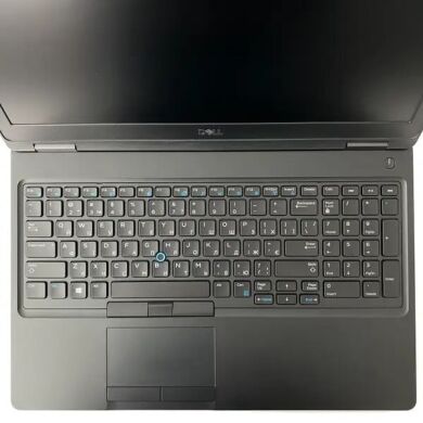 Мобільна робоча станція Б-клас Dell Precision 3530 / 15.6" (1920x1080) IPS / Intel Core i5-8300H (4 (8) ядра по 2.3 - 4.0 GHz) / 16 GB DDR4 / 512 GB SSD / nVidia Quadro P600, 4 GB GDDR5, 128-bit / WebCam / SIM