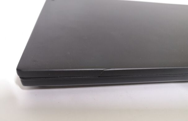 Мобільна робоча станція Б-клас Lenovo ThinkPad P50 / 15.6" (1920x1080) IPS / Intel Core i7-6820HQ (4 (8) ядра по 2.7 - 3.6 GHz) / 16 GB DDR4 / 512 GB SSD / nVidia Quadro M1000M, 4 GB GDDR5, 128-bit / WebCam / Windows 10 Pro