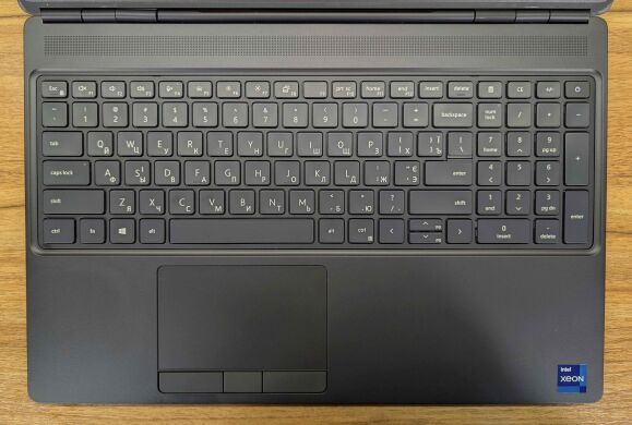 Мобільна робоча станція Dell Precision 7560 / 15.6" (3840x2160) IPS / Intel Xeon W-11855M (6 (12) ядер по 3.2 - 4.9 GHz) / 32 GB DDR4 / 512 GB SSD / nVidia RTX A4000, 8 GB GDDR6, 256-bit / WebCam / Windows 11 Мобільна робоча станція Dell Precision 7560 / 15.6" (3840x2160) IPS / Intel Xeon W-11855M (6 (12) ядер по 3.2 - 4.9 GHz) / 32 GB DDR4 / 512 GB SSD / nVidia RTX A4000, 8 GB GDDR6, 256-bit / WebCam / Windows 11