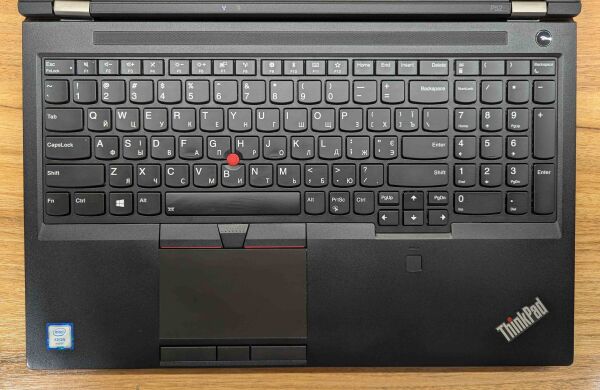 Мобильная рабочая станция Lenovo ThinkPad P52 / 15.6" (1920x1080) IPS / Intel Xeon E-2176M (6 (12) ядер по 2.7 - 4.4 GHz) / 32 GB DDR4 / 512 GB SSD / nVidia Quadro P2000, 4 GB GDDR5, 128-bit / WebCam / Fingerprint / Windows 10