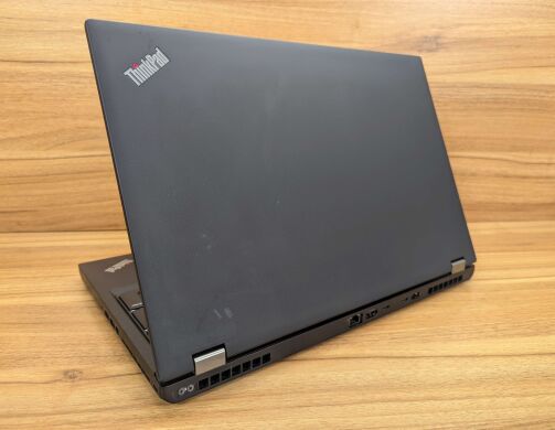 Мобильная рабочая станция Lenovo ThinkPad P52 / 15.6" (1920x1080) IPS / Intel Xeon E-2176M (6 (12) ядер по 2.7 - 4.4 GHz) / 32 GB DDR4 / 512 GB SSD / nVidia Quadro P2000, 4 GB GDDR5, 128-bit / WebCam / Fingerprint / Windows 10