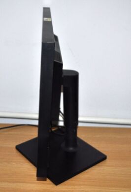 Монітор Б-клас EIZO FlexScan EV2436W / 24" (1920x1200) IPS / USB, VGA, DVI, DisplayPort / Вбудовані колонки 2хx 2W / VESA 100x100 + Кабелі (VGA, DVI, DisplayPort на вибір) та живлення в комплекті