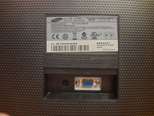 Монитор Samsung SyncMaster S22A100N / 22" (1920x1080) TN / VGA + кабель питания и VGA Монитор Samsung SyncMaster S22A100N / 22" (1920x1080) TN / VGA + кабель питания и VGA