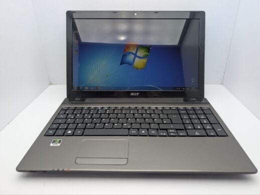 Ноутбук Acer Aspire 5750G / 15.6" (1366x768) TN / Intel Core i3-2350M (2 (4) ядра по 2.3 GHz) / 6 GB DDR3 / 500 GB HDD / nVidia GeForce GT 610M, 1 GB GDDR5, 128-bit / WebCam / АКБ не держит
