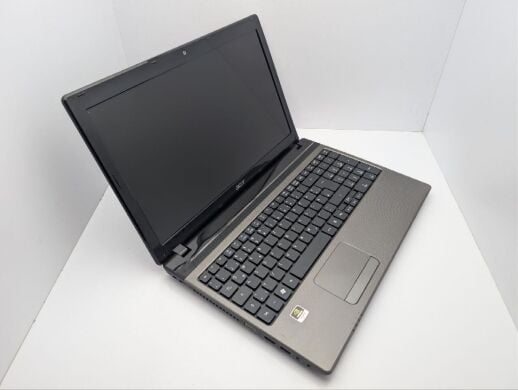 Ноутбук Acer Aspire 5750G / 15.6" (1366x768) TN / Intel Core i3-2350M (2 (4) ядра по 2.3 GHz) / 6 GB DDR3 / 500 GB HDD / nVidia GeForce GT 610M, 1 GB GDDR5, 128-bit / WebCam / АКБ не держит