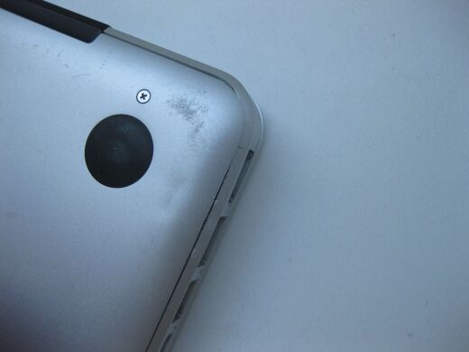 Ноутбук Apple MacBook Pro A1286 / 15.4" (1680x1050) TN / Intel Core i7-2860QM (4 (8) ядра по 2.5 - 3.6 GHz) / 8 GB DDR3 / 256 GB SSD / AMD Radeon HD 6770M, 1 GB GDDR5, 128-bit / WebCam