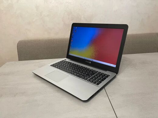 Ноутбук Asus F555L / 15.6" (1920x1080) TN / Intel Core i7-5500U (2 (4) ядра по 2.4 - 3.0 GHz) / 8 GB DDR3 / 240 GB SSD NEW / Intel HD Graphics 5500 / WebCam