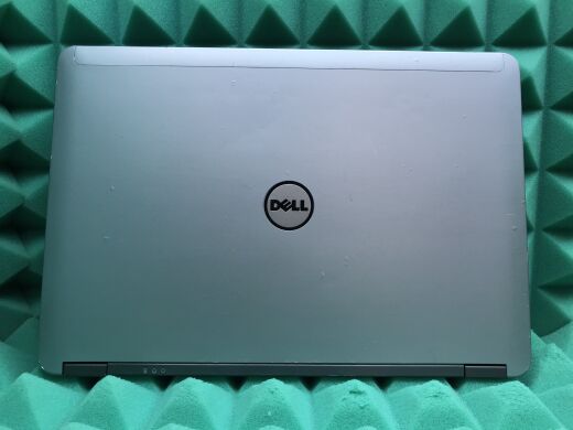 Ноутбук Б-клас Dell Latitude E6440 / 14" (1366x768) TN / Intel Core i5-4310M (2 (4) ядра по 2.7 - 3.4 GHz) / 8 GB DDR3 / 160 GB SSD / Intel HD Graphics 4600 / DVD-RW / HDMI / Windows 10 ліцензія