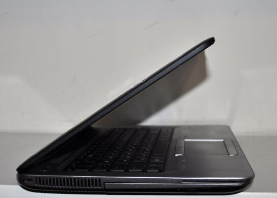 Ноутбук Б-клас HP ProBook 645 G3 / 14" (1366x768) TN / AMD A10-8730B (4 ядра по 2.4 - 3.3 GHz) / 8 GB DDR4 / 360 GB SSD NEW / AMD Radeon R5 Graphics / WebCam / DVD-ROM / АКБ NEW / BIOS PASSWORD BOOT / Windows 10 Pro