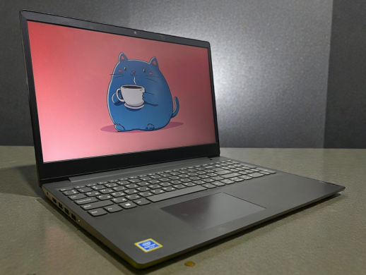 Ноутбук Б-класс Lenovo IdeaPad S145-15IWL / 15.6" (1366x768) TN / Intel Pentium Gold 5405U (2 (4) ядра по 2.3 GHz) / 4 GB DDR4 / 120 GB SSD / Intel UHD Graphics / WebCam