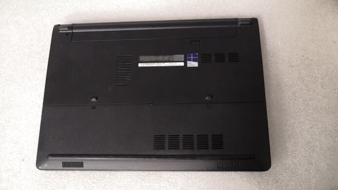 Ноутбук Б-клас Dell Latitude E3470 / 14" (1366x768) TN / Intel Core i7-6500U (2 (4) ядра по 2.5 - 3.1 GHz) / 8 GB DDR3 / 256 GB SSD / nVidia GeForce 920M, 2 GB DDR3, 64-bit / WebCam 