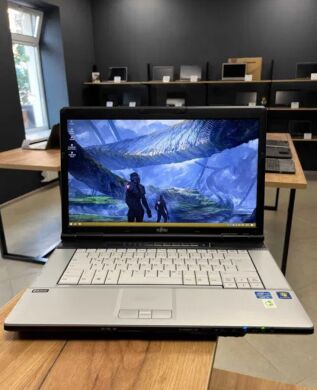 Ноутбук Fujitsu LifeBook E751 / 15.6" (1366x768) TN / Intel Core i5-2520M (2 (4) ядра по 2.5 - 3.2 GHz) / 8 GB DDR3 / 128 GB SSD / Intel HD Graphics 3000 / Win 10