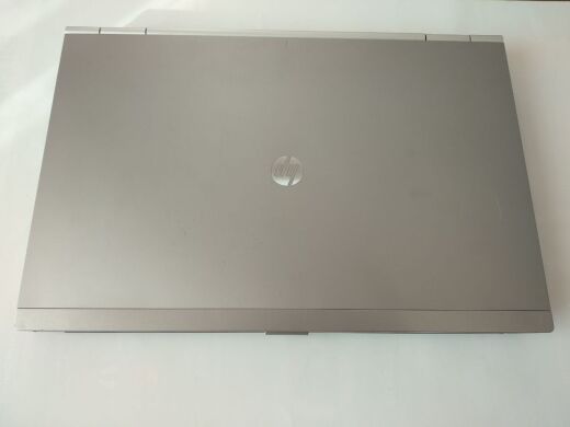 Ноутбук HP EliteBook 8560p / 15.6" (1600x900) TN / Intel Core i7-2620M (2 (4) ядра по 2.7 - 3.4 GHz) / 4 GB DDR3 / 128 GB SSD / AMD Radeon HD 6470M, 1 GB DDR3, 64-bit / WebCam / DVD-RW / DisplayPort