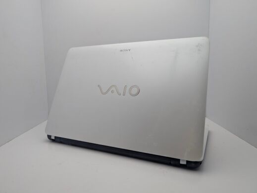 Ноутбук Sony Vaio SVF152C29M / 15.6" (1366x768) TN / Intel Pentium 2117U (2 ядра по 1.8 GHz) / 6 GB DDR3 / 128 GB SSD / Intel HD Graphics 2500 / WebCam