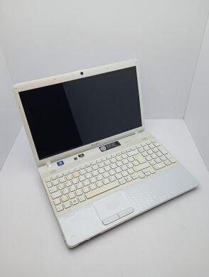 Ноутбук Sony VP156 / 15.6" (1366x768) TN / Intel Core i3-2330M (2 (4) ядра по 2.2 GHz) / 6 GB DDR3 / 500 GB HDD / nVidia GeForce 410M, 1 GB GDDR3, 64-bit / WebCam